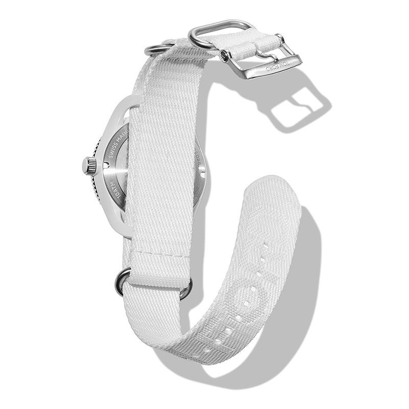 TOM FORD（トムフォード）N°002 TIMEPIECE 43MMシリーズ N.002 OCEAN PLASTIC SPORT WHITE  ブランド腕時計の正規販売店