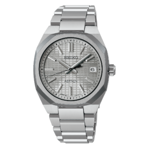 アストロン エドックス初のベゼルロック機能を搭載した『クロノオフショア 1 ベゼルロック クロノグラフ オートマティック』の画像