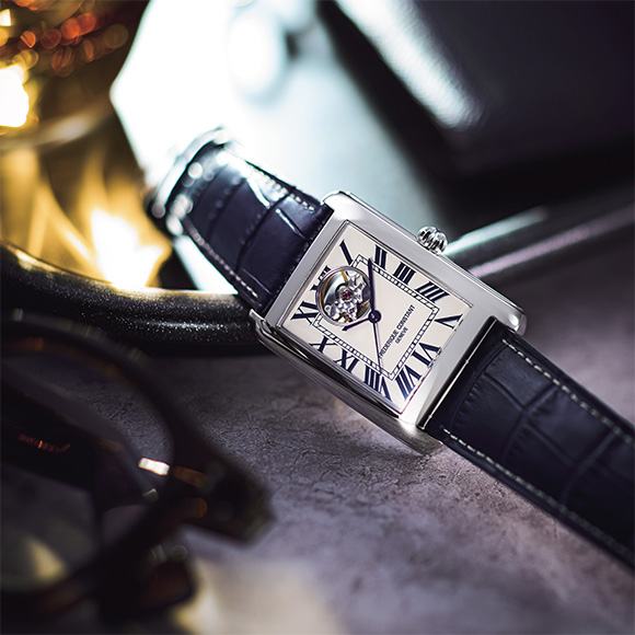 FREDERIQUE CONSTANT（フレデリック・コンスタント）クラシック カレ